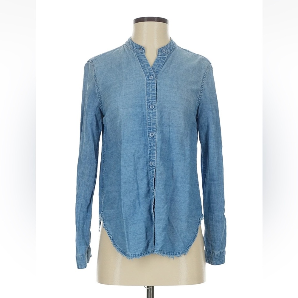 Cloth & Stone x Anthropologie Denim Button Down Shirt - Medium